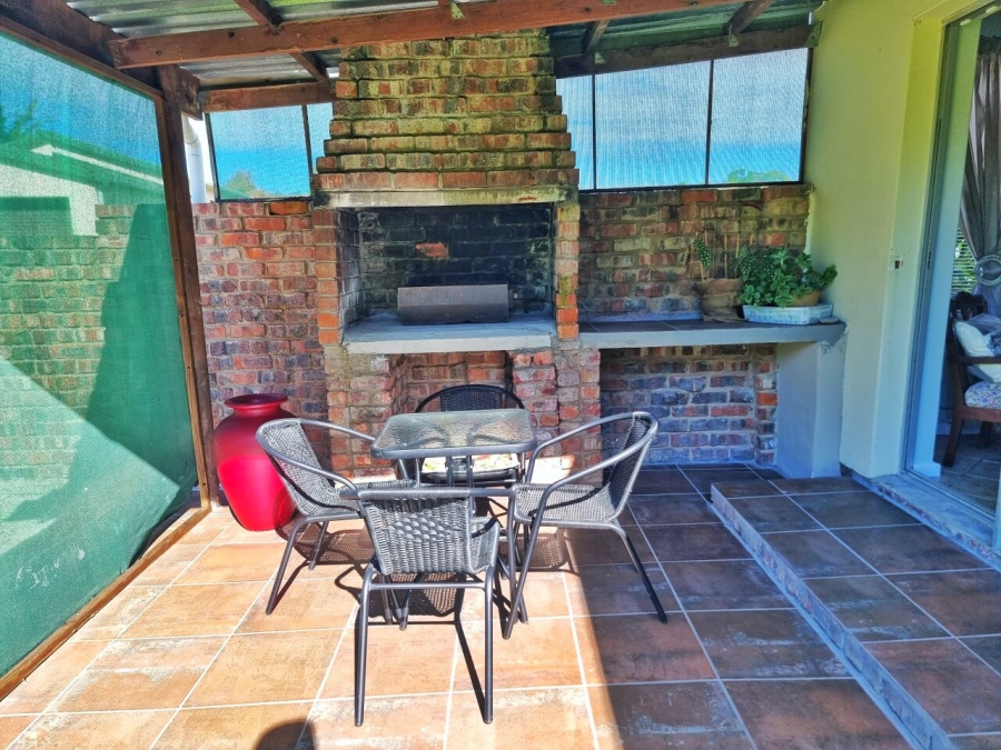 2 Bedroom Property for Sale in Kabega Park Eastern Cape